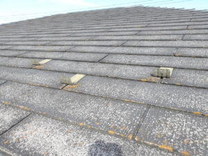 スレート　屋根塗装　メンテナンス　色あせ